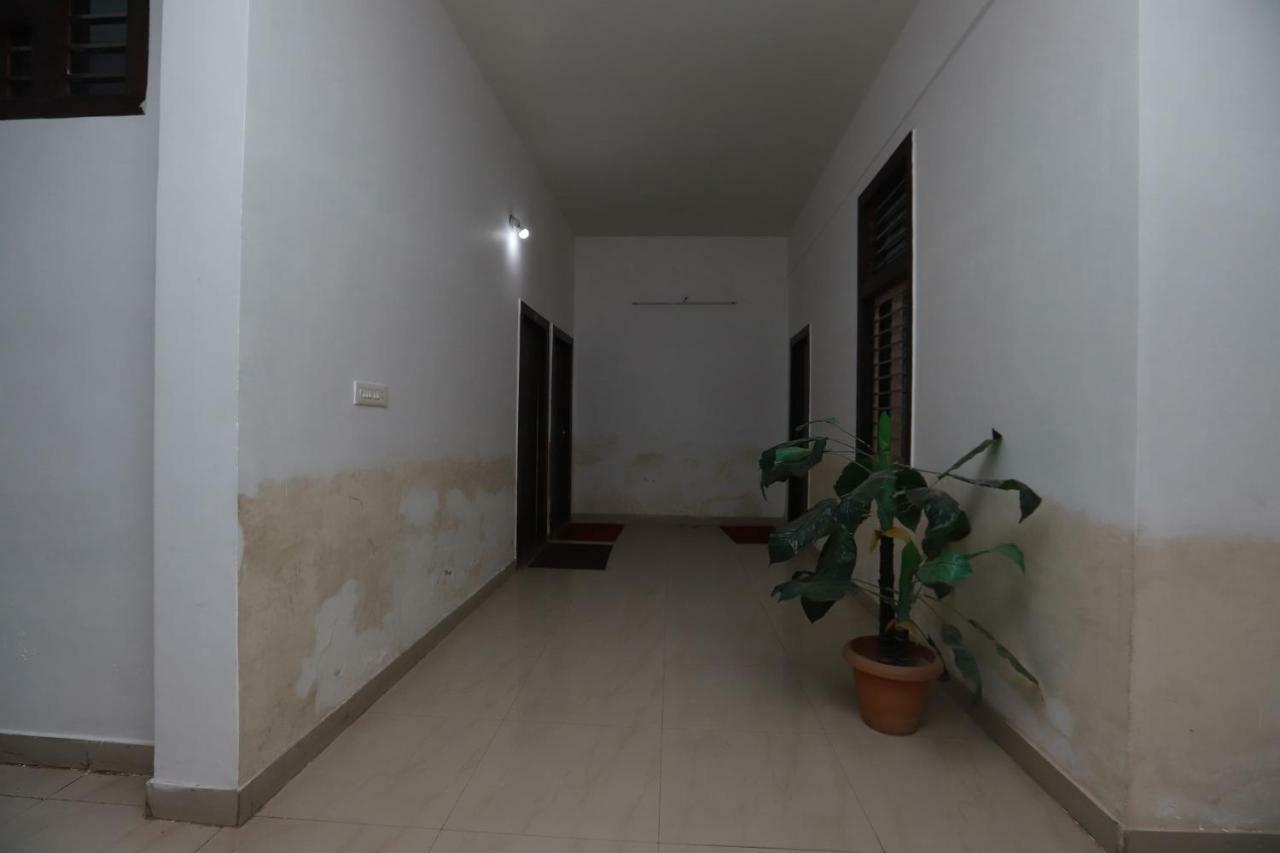Oyo 36709 Kaydee Hotel Agra (Uttar Pradesh)
