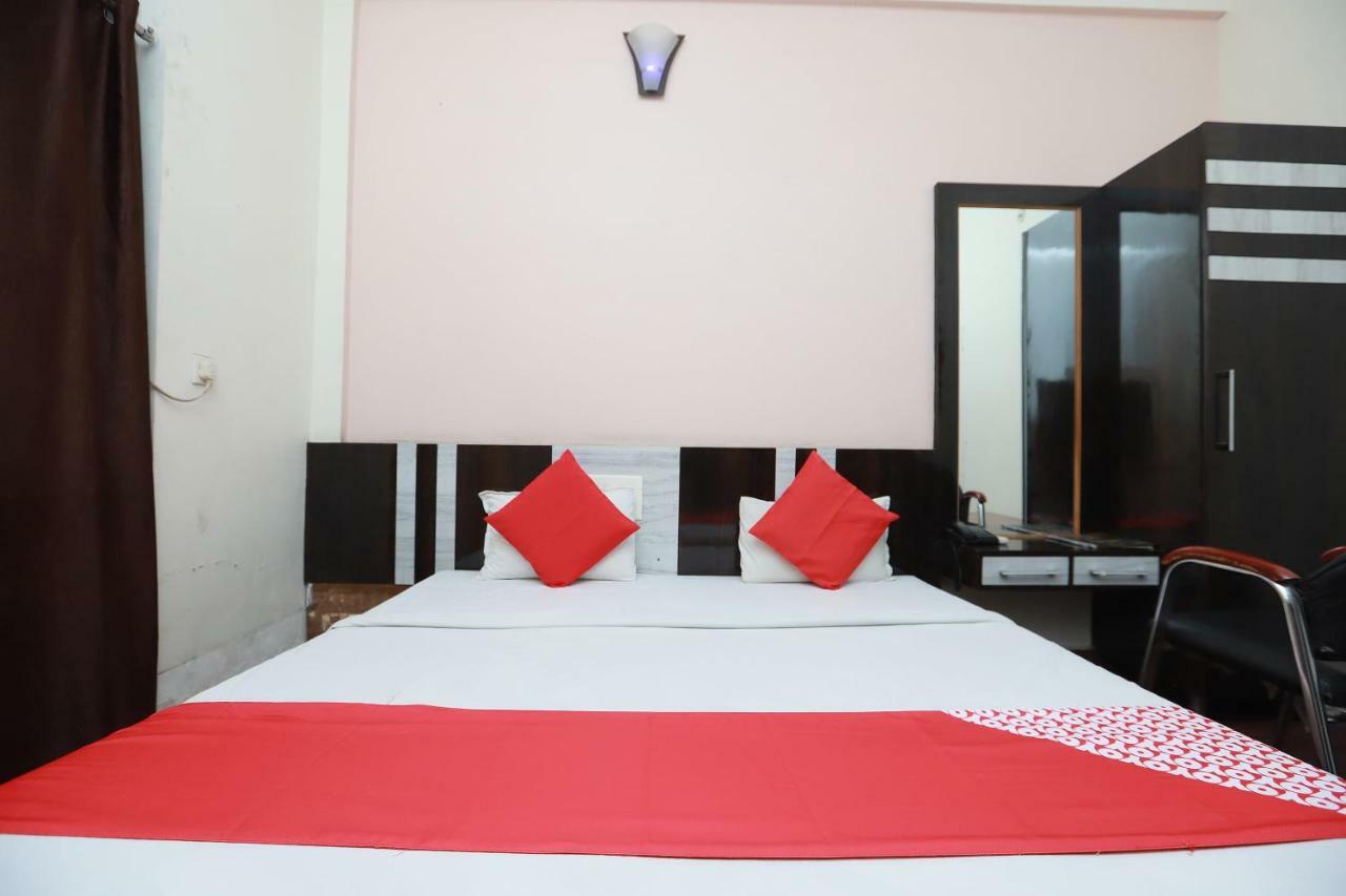Oyo 36709 Kaydee Hotel 3*